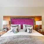 מלון The Feathers Hotel, Helmsley, North Yorkshire - The Coaching Group