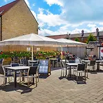 The Feathers Hotel, Helmsley, North Yorkshire - The Coaching Group מלון 4*