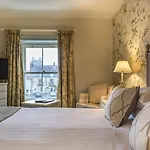 The Feathers Hotel, Helmsley, North Yorkshire - The Coaching Group הלמסלי