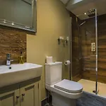 The Feathers Hotel, Helmsley, North Yorkshire - The Coaching Inn Group 4* Helmsley