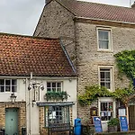 The Feathers Hotel, Helmsley, North Yorkshire - The Coaching Inn Group