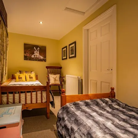 The Feathers Hotel, Helmsley, North Yorkshire - The Coaching Inn Group 4*