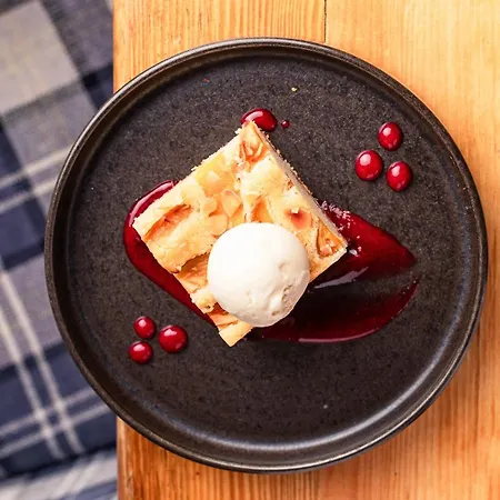 Hotel The Feathers Hotel, Helmsley, North Yorkshire - The Coaching Group 4*