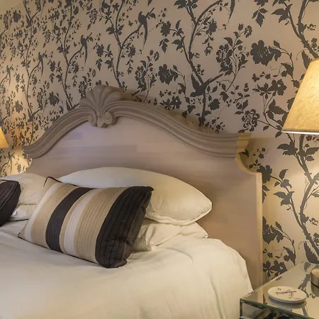 The Feathers Hotel, Helmsley, North Yorkshire - The Coaching Inn Group 4*