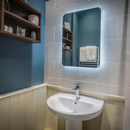 Hotel The Feathers Hotel, Helmsley, North Yorkshire - The Coaching Group 4*