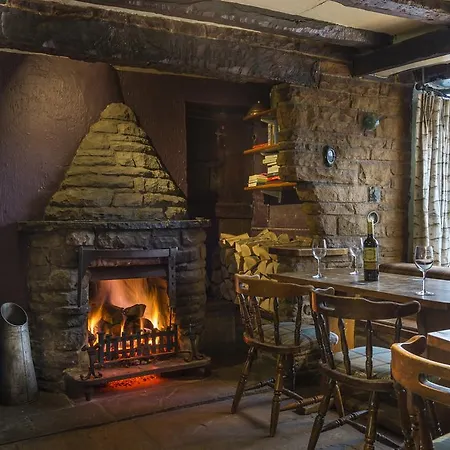 The Feathers Hotel, Helmsley, North Yorkshire - The Coaching Group 4* Helmsley