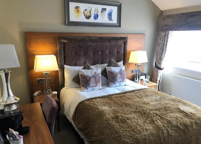 호텔 The Feathers Hotel, Helmsley, North Yorkshire - The Coaching Group 헴슬리