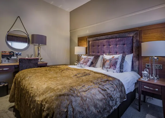 The Feathers Hotel, Helmsley, North Yorkshire - The Coaching Group 호텔 4*
