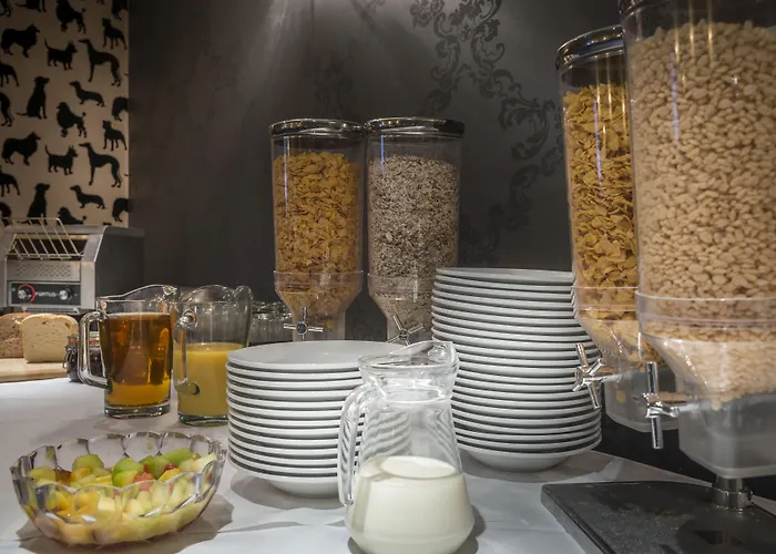 The Feathers Hotel, Helmsley, North Yorkshire - The Coaching Group 4* 헴슬리