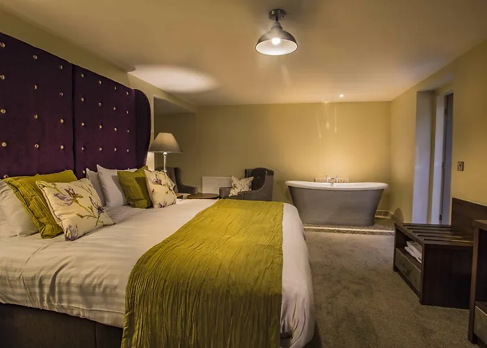 The Feathers Hotel, Helmsley, North Yorkshire - The Coaching Group 호텔