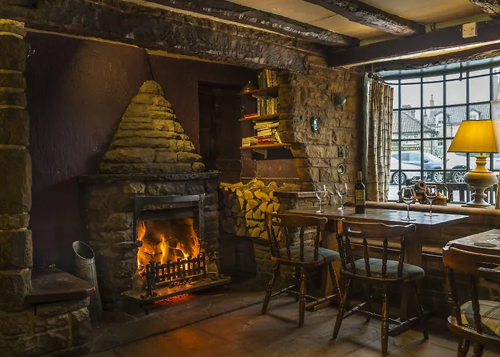 The Feathers Hotel, Helmsley, North Yorkshire - The Coaching Group 호텔