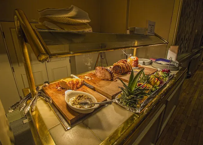 The Feathers Hotel, Helmsley, North Yorkshire - The Coaching Group 호텔 4*