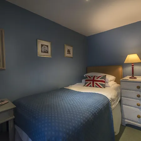 The Feathers Hotel, Helmsley, North Yorkshire - The Coaching Group Hotel